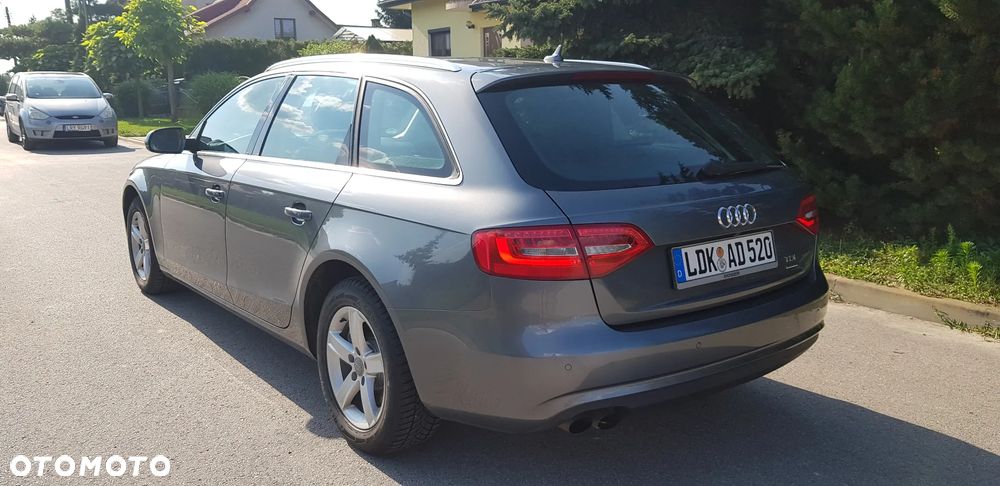 Audi A4 Avant 2.0 TDI DPF quattro Attraction - 7