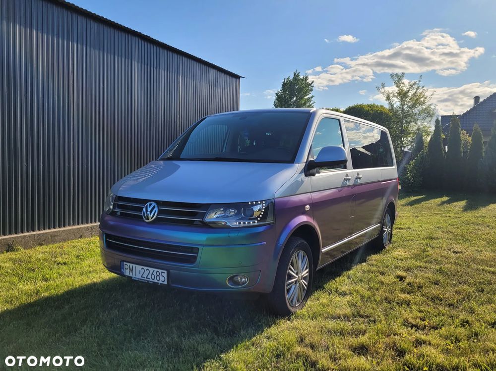 Volkswagen Multivan - 1