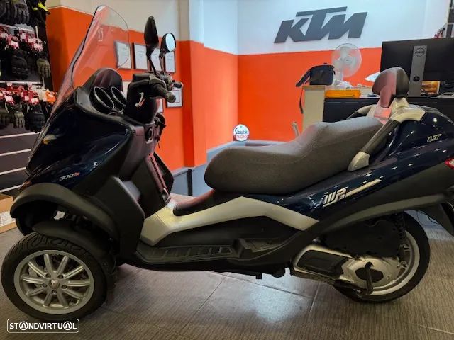 Piaggio MP3 300 LT - 1
