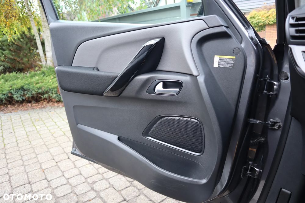 Citroën C4 SpaceTourer 1.5 BlueHDi Shine S&S EAT8 - 23