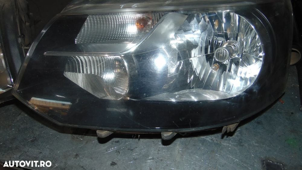 Faruri stanga dreapta VW Transporter 2.0 an 2013 cod 7E1941016H - 9