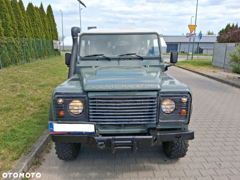 Land Rover Defender 130 2.4 TD4 HCPU E - 12
