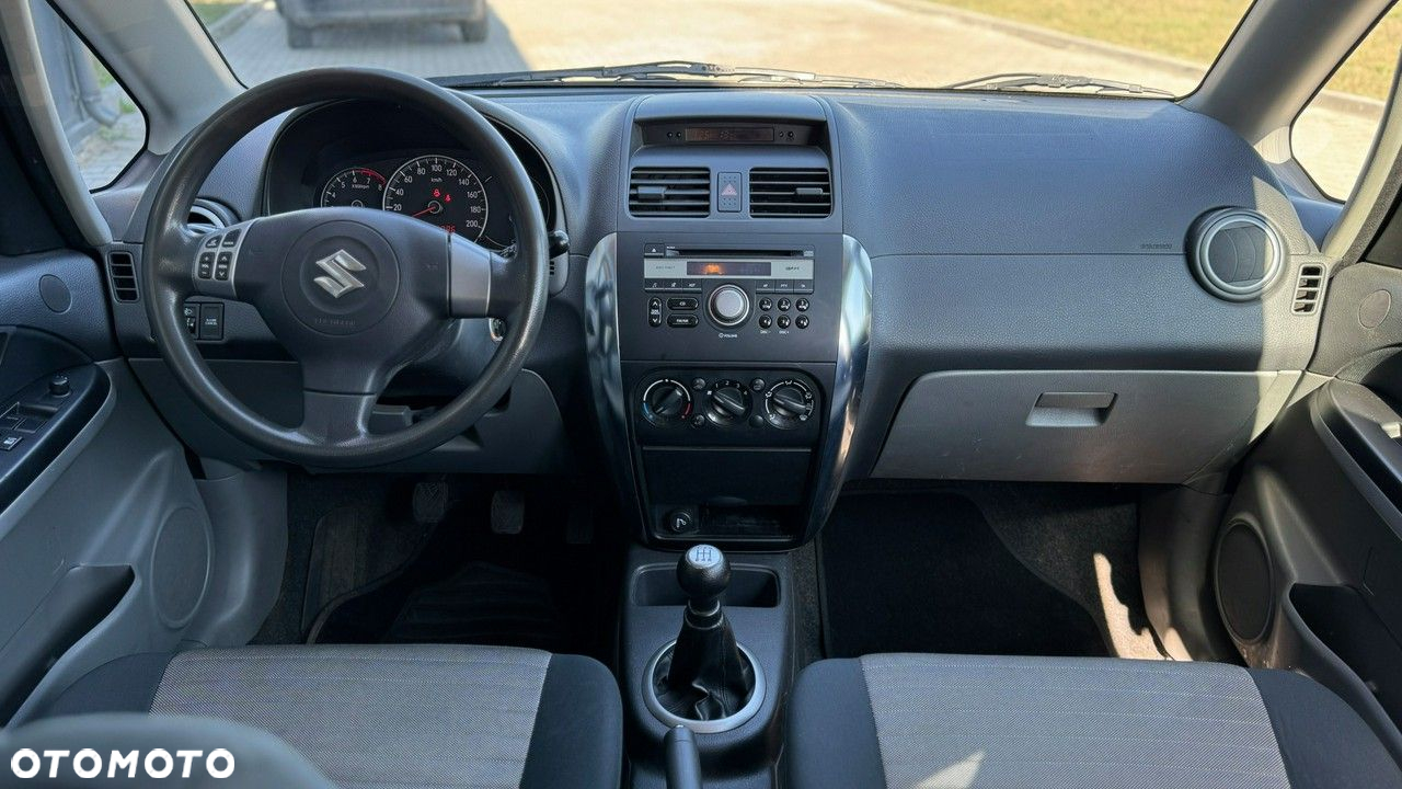 Suzuki SX4 1.6 Premium Outdoor - 22