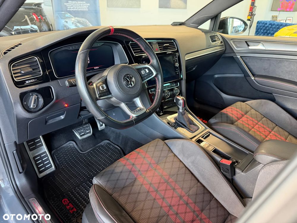 Volkswagen Golf GTI TCR 2.0 TSI OPF DSG - 14