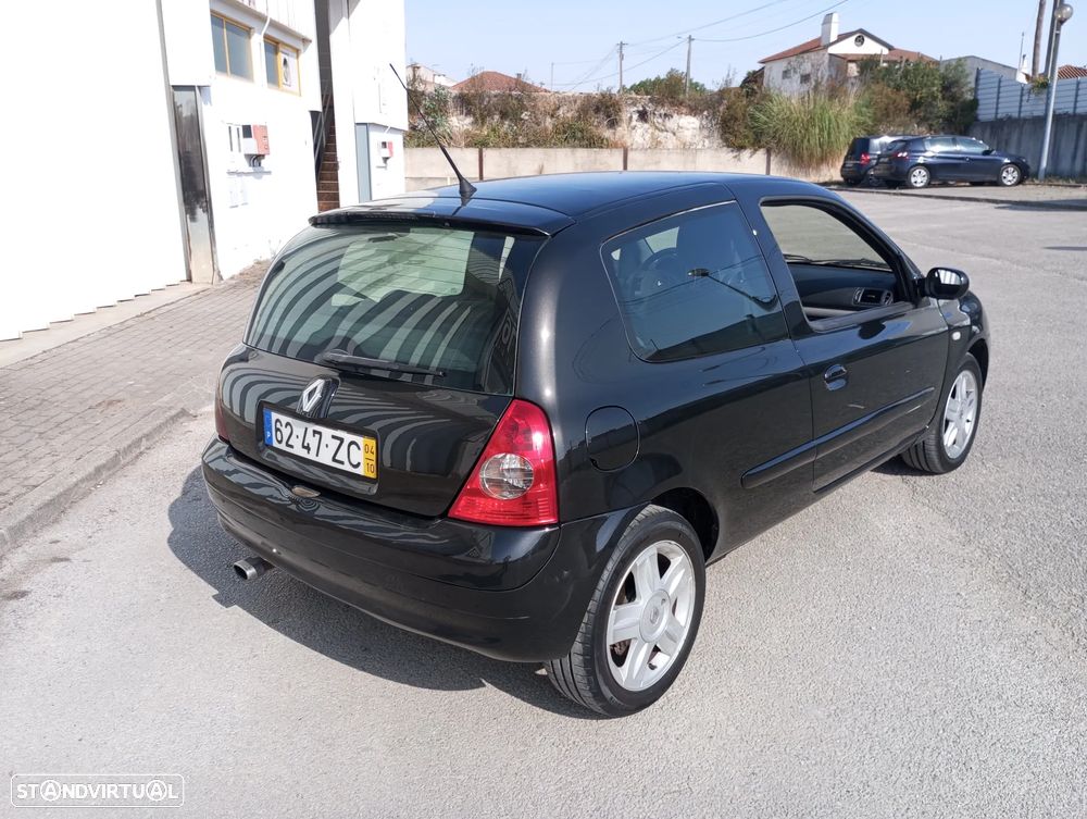 Renault Clio 1.5 dCi Dynamique Luxe - 4