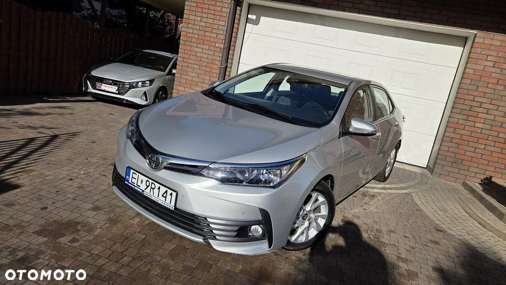 Toyota Corolla 1.6 Comfort - 4