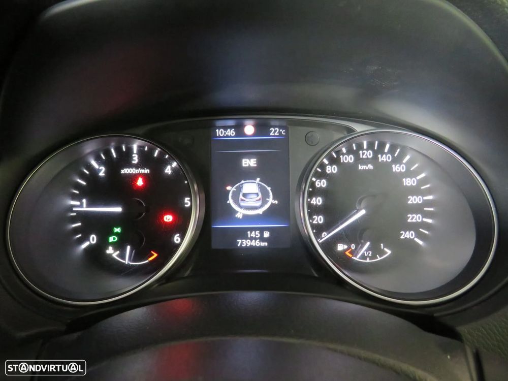 Nissan Qashqai 1.5 dCi N-Connecta J18+Led - 21