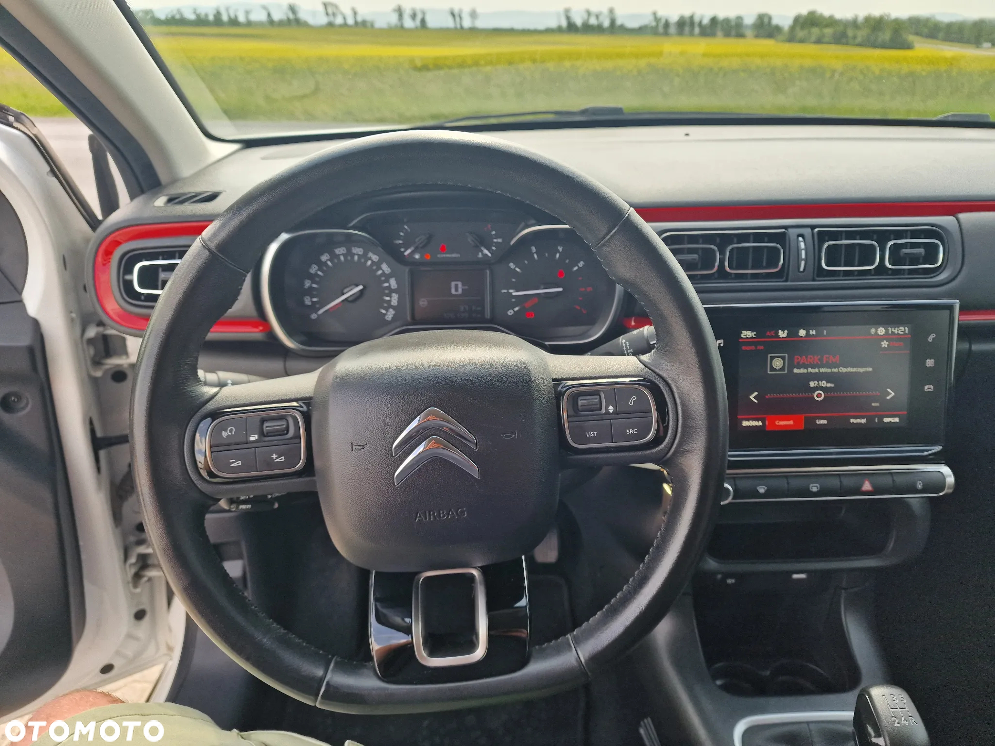 Citroën C3 1.2 PureTech Shine - 19