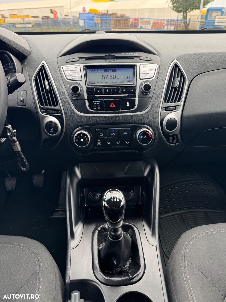 Hyundai ix35 - 12