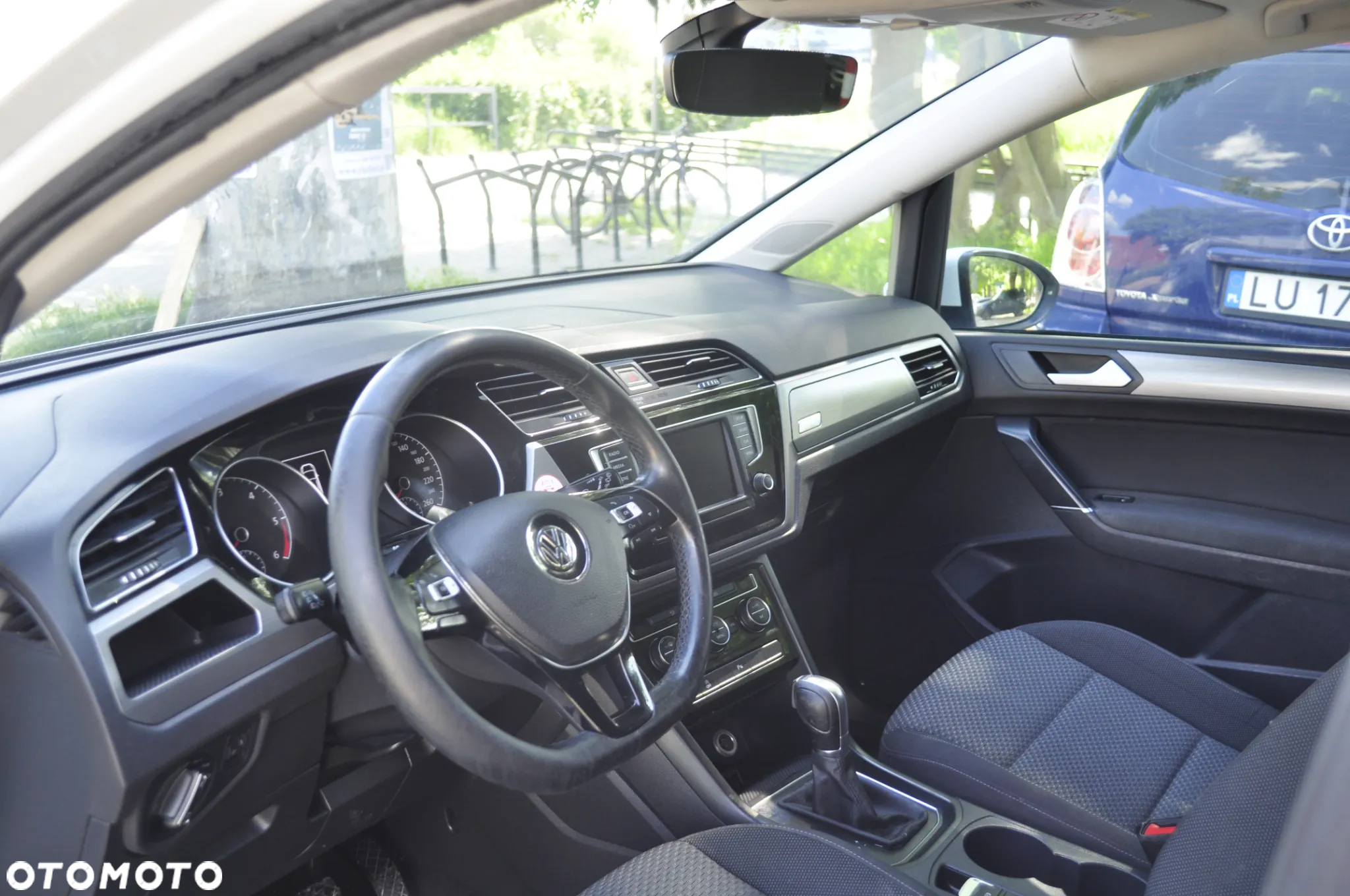 Volkswagen Touran 2.0 TDI BMT Special Edition DSG - 8