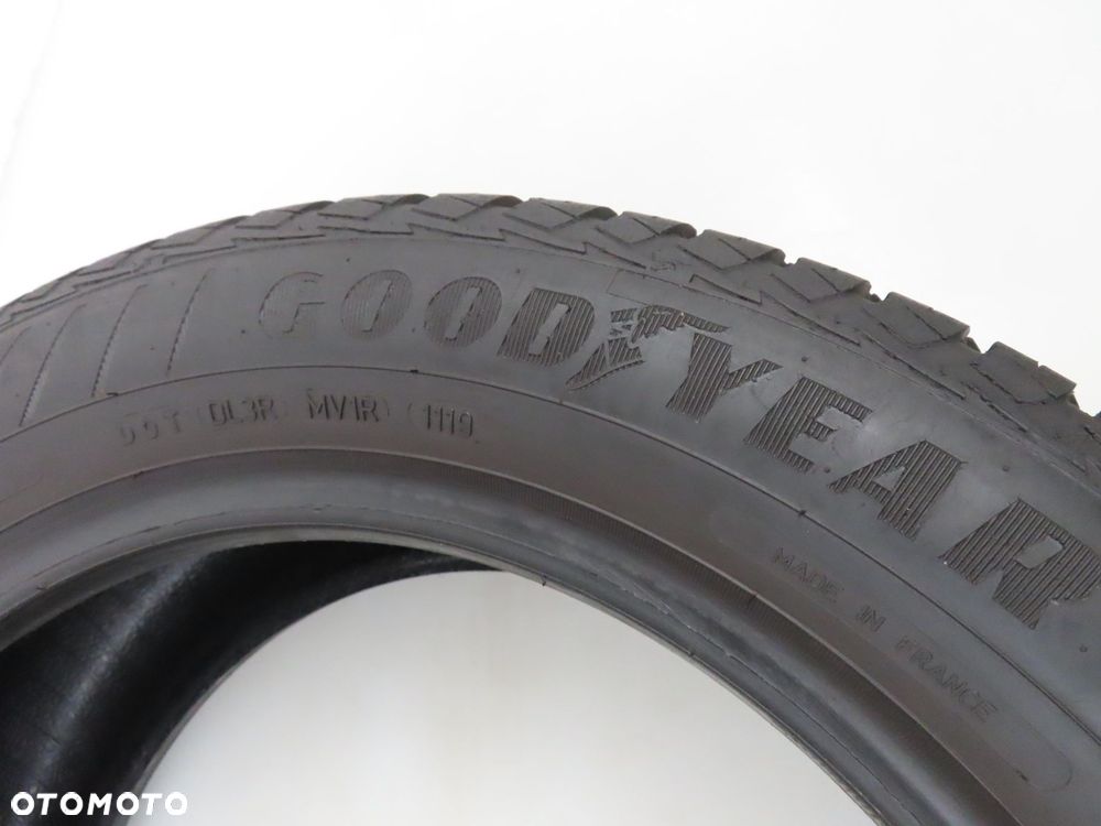 215/55R17 OPONA CAŁOROCZNA Goodyear Vector 4Season Gen-2 94V A0 - 3