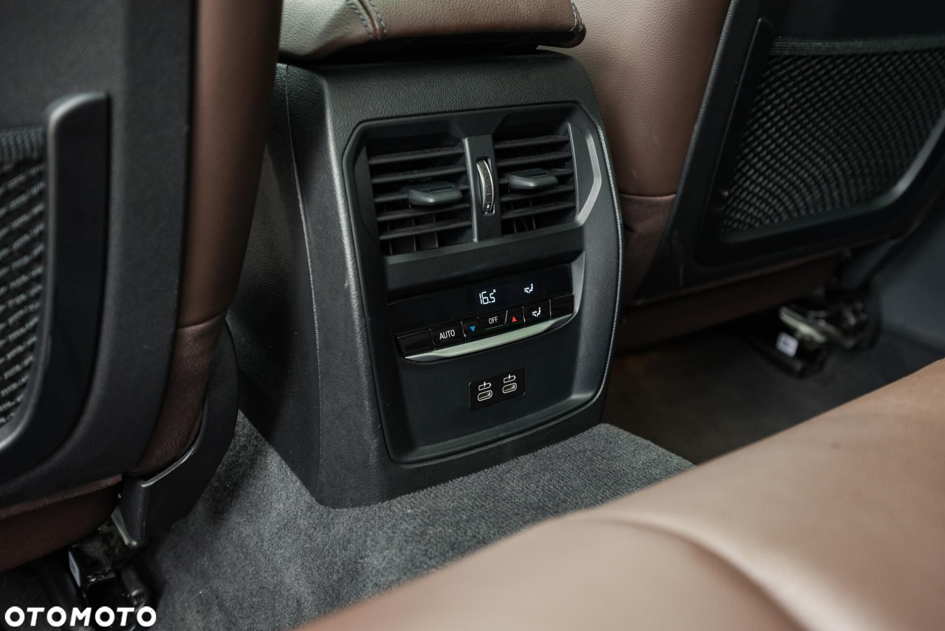 BMW Seria 3 - 34