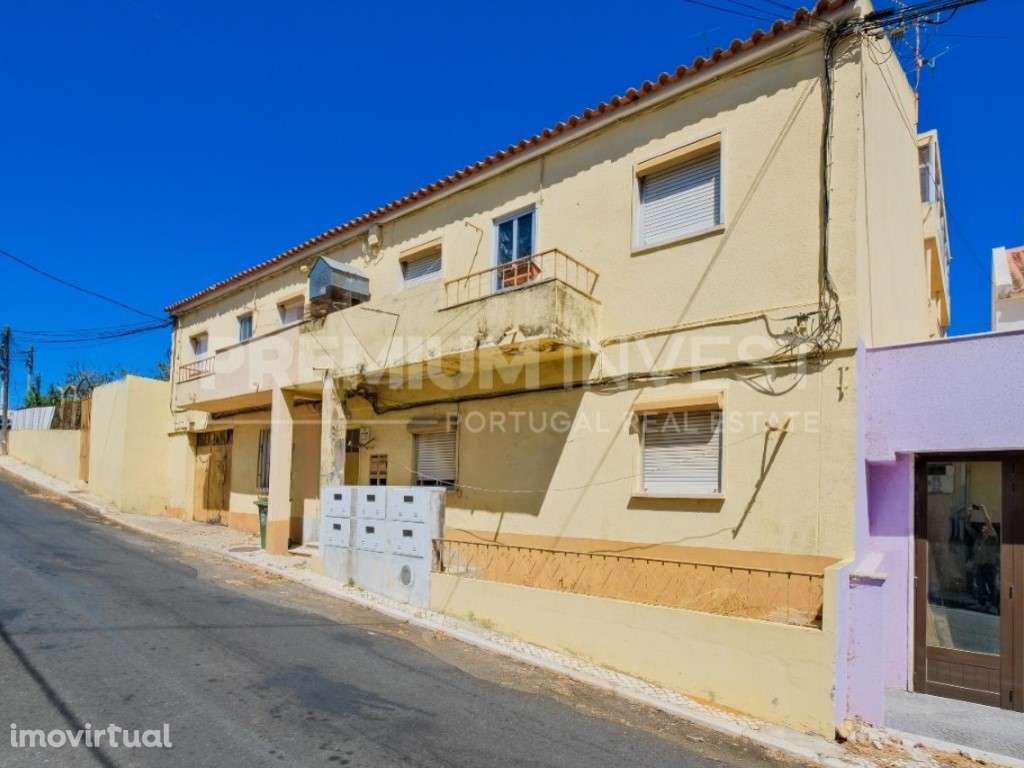 Prédio à Beira do Rio: Uma Possibilidade Única em S. João da Talha - Grande imagem: 2/24