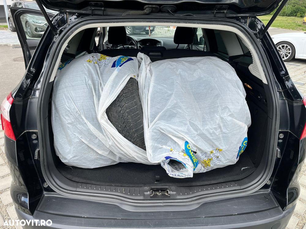FORD Focus 2013 — imagine 6