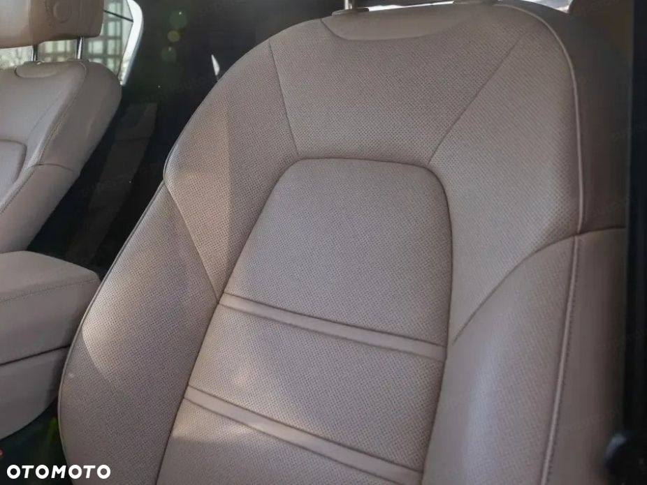 Porsche Cayenne Standard - 6