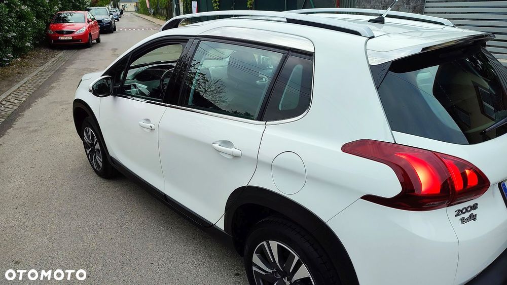 Peugeot 2008 PureTech 110 Style - 27