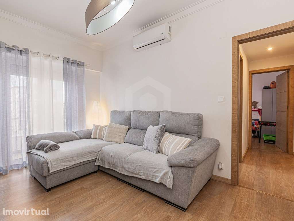 Apartamento T2 - Torre da Marinha - Grande imagem: 2/28