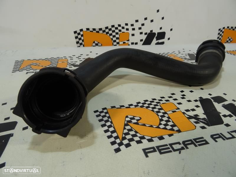 Tubo De Água Bmw 1 (F20)  7811129 04 / 781112904 / 130477 148378 10H - 2