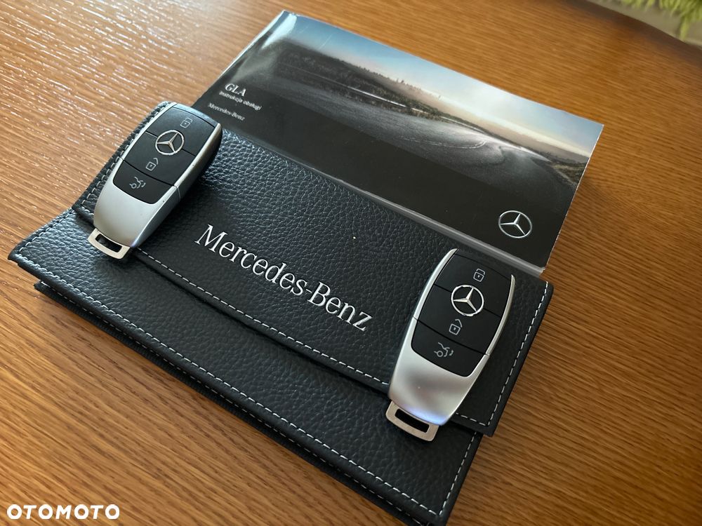 Mercedes-Benz GLE - 40