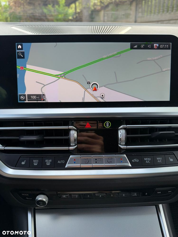 BMW Seria 3 320d xDrive mHEV - 15