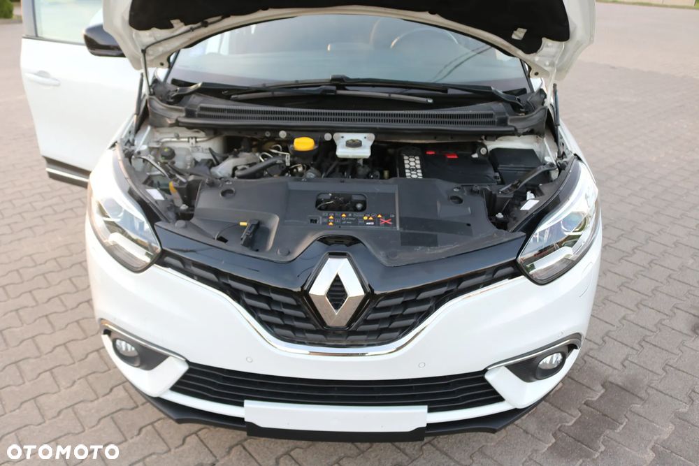 Renault Grand Scenic - 38