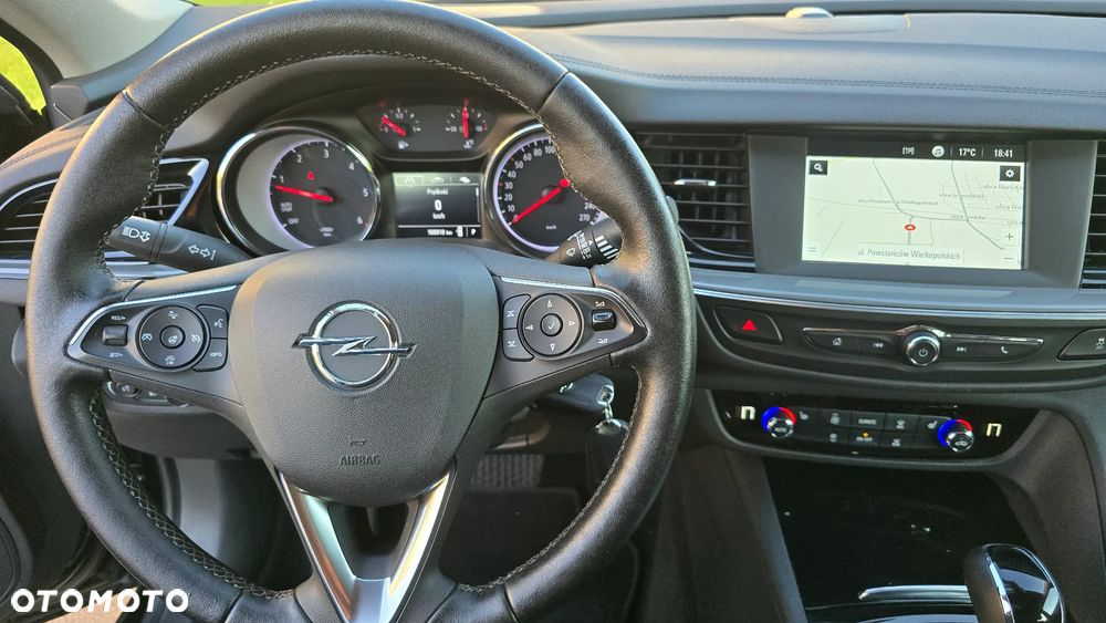 Opel Insignia - 32