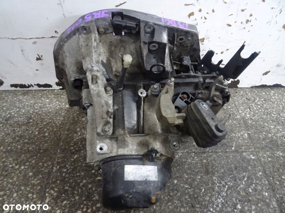 Skrzynia Biegów JR5012 Laguna II 1.9 DCI 5 Biegów - 4