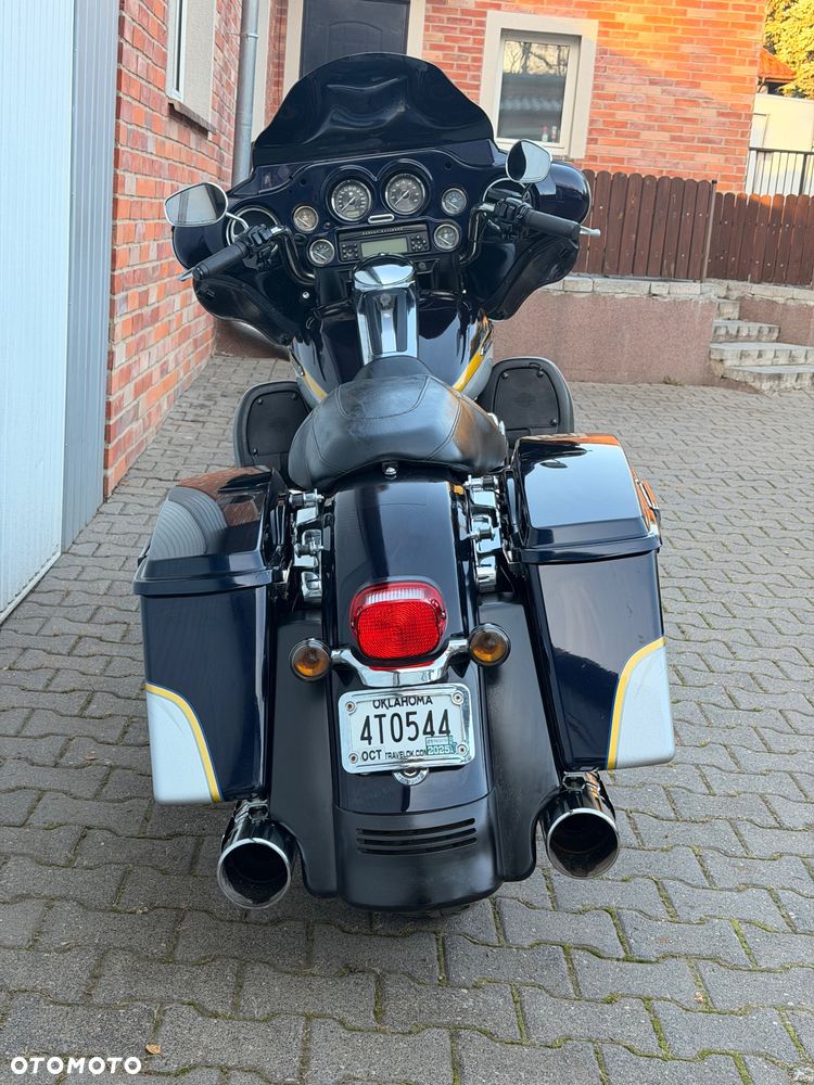 Harley-Davidson CVO Street Glide - 7