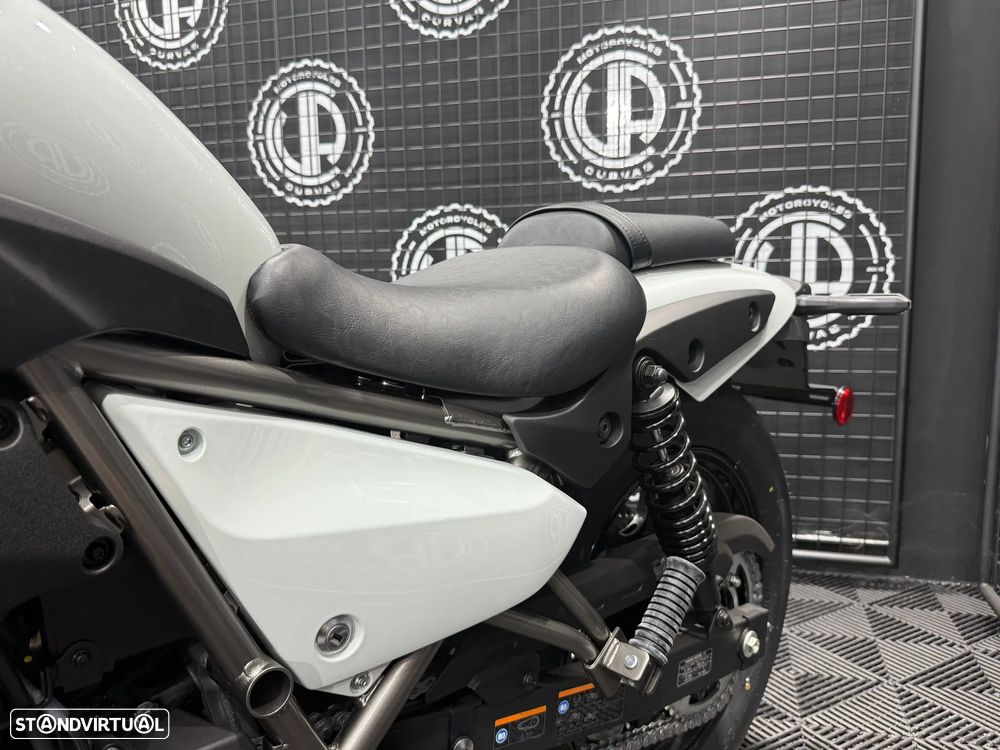 Kawasaki Eliminator 500 - 8