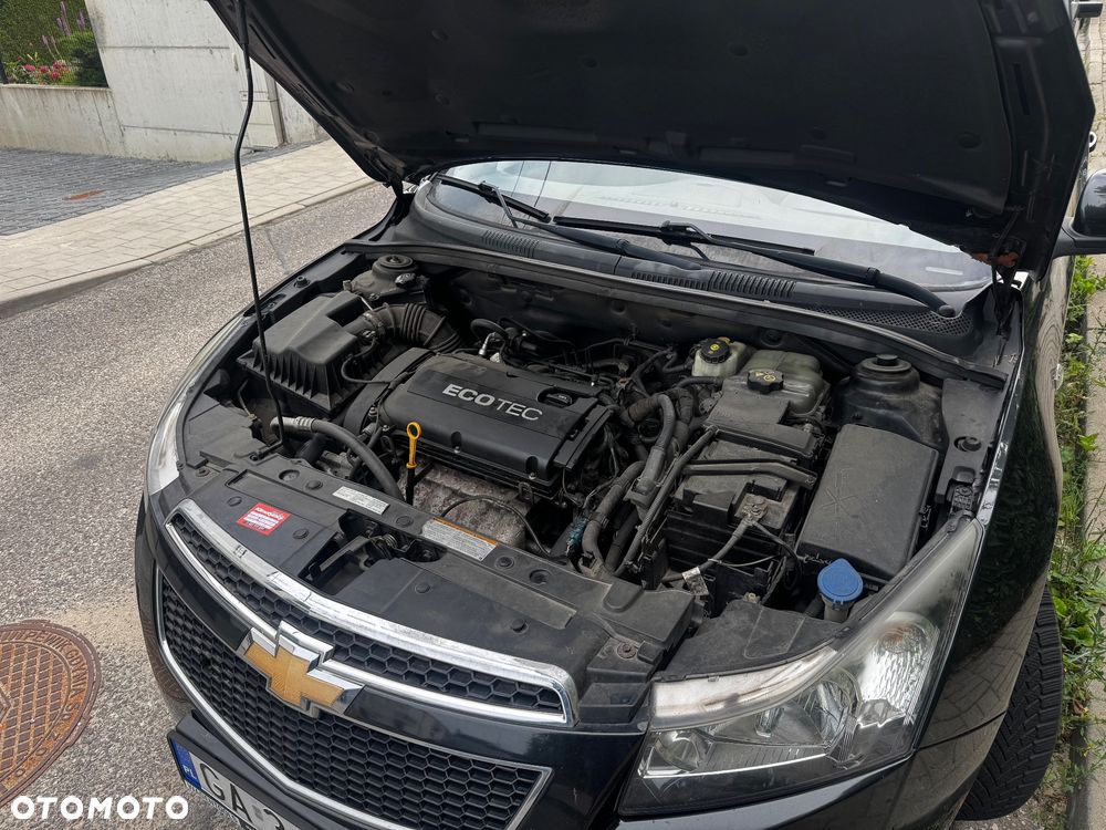Chevrolet Cruze 1.8 LT - 8
