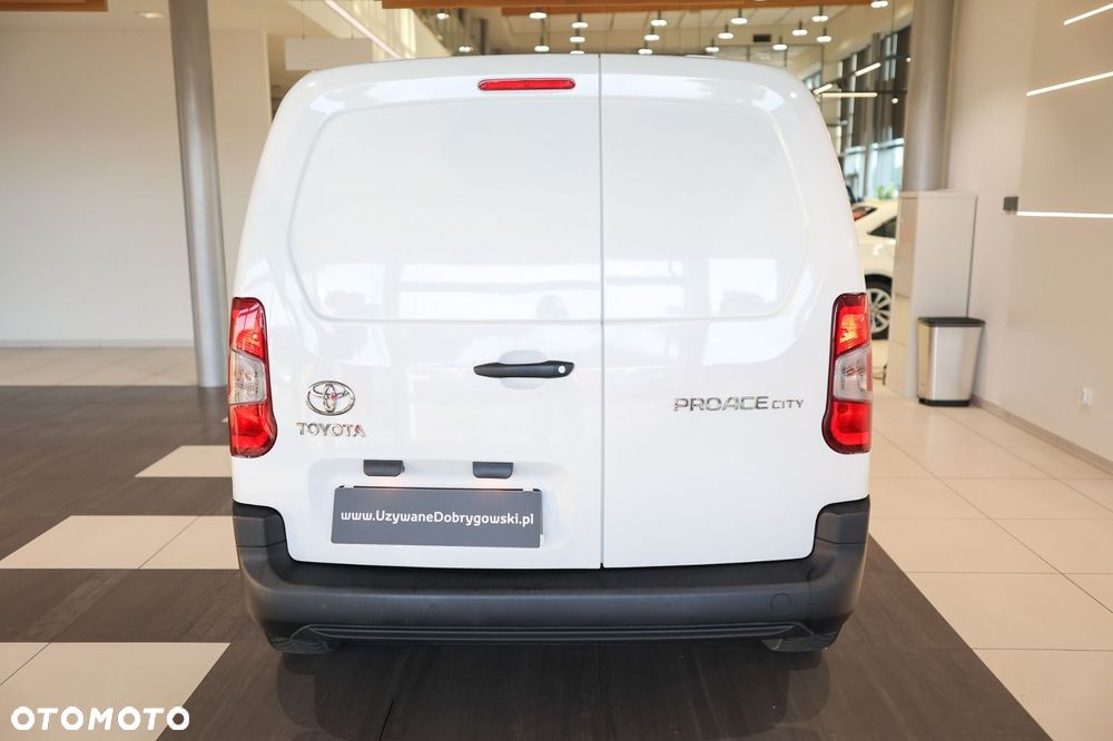 Toyota PROACE CITY - 7