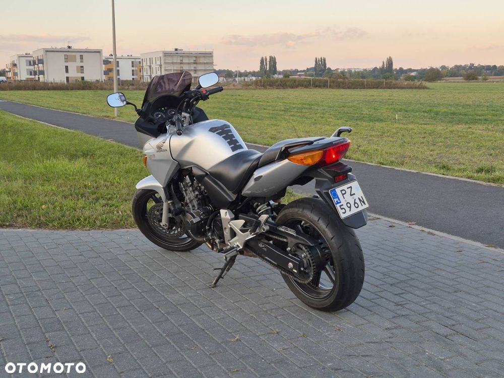 Honda CBF - 3