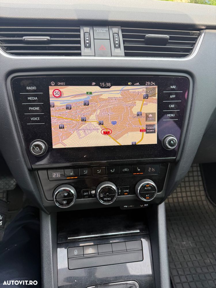 Skoda Octavia - 6