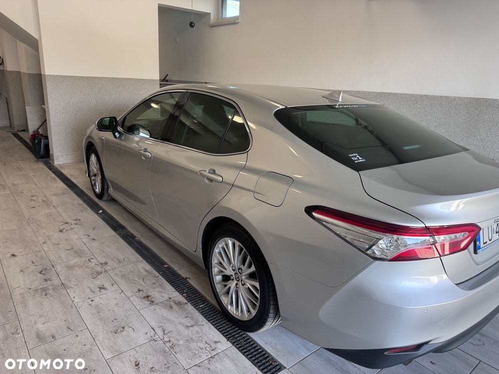 Toyota Camry 2.5 Hybrid Executive CVT - 5