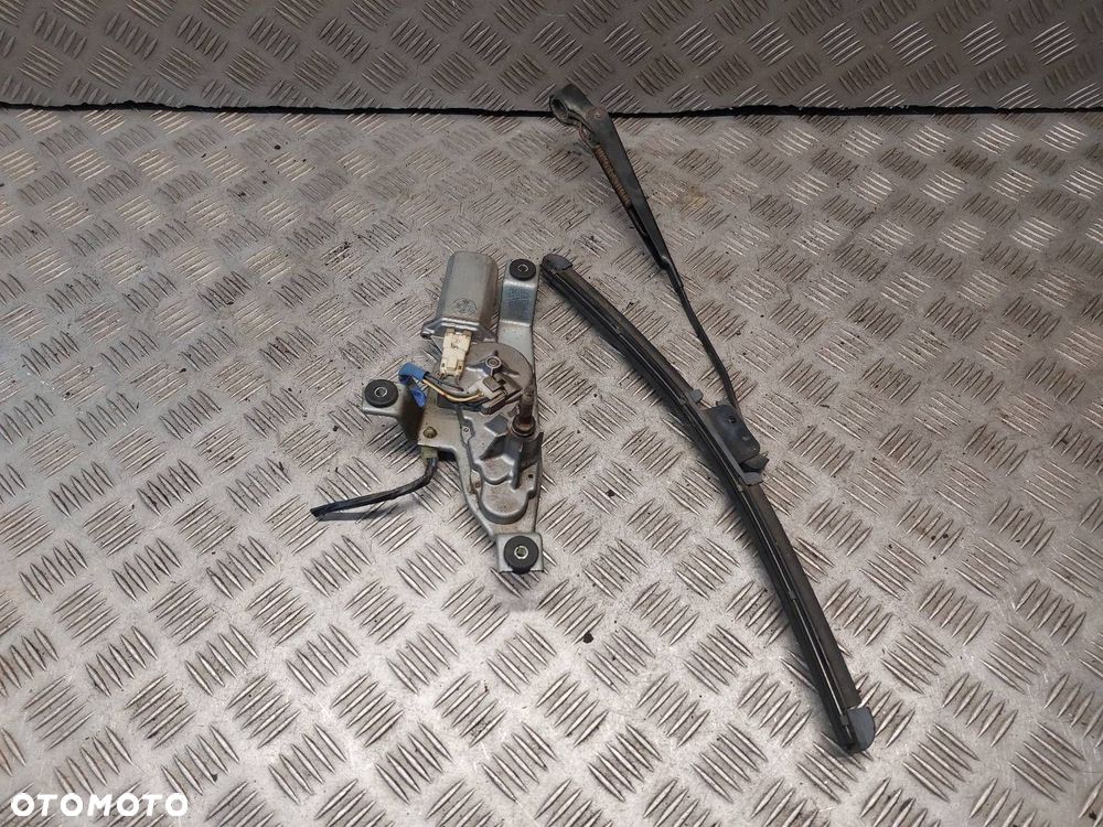 SILNICZEK WYCIERACZKI TYŁ + RAMIĘ SUBARU FORESTER I LIFT 34911-581 - 1