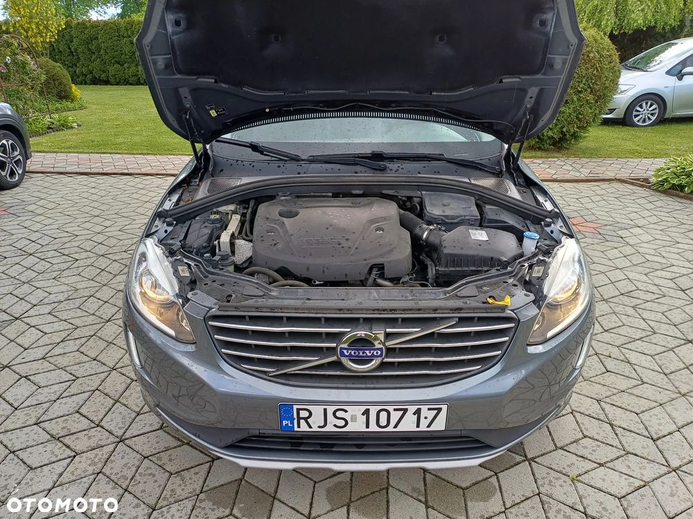 Volvo XC 60 D3 Drive-E Momentum - 27