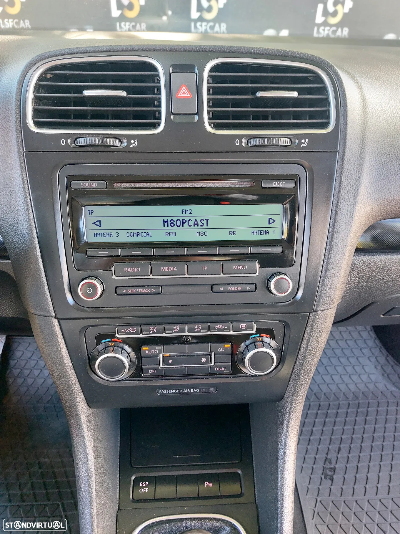 VW Golf Variant 1.6 TDi Confortline - 19