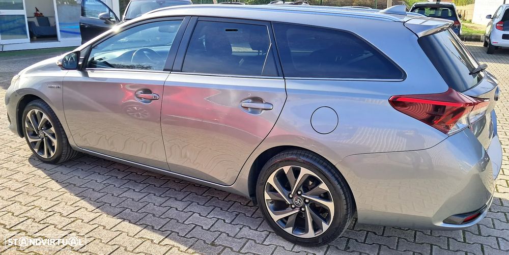 Toyota Auris Touring Sports 1.8 HSD Sport+Navi - 21