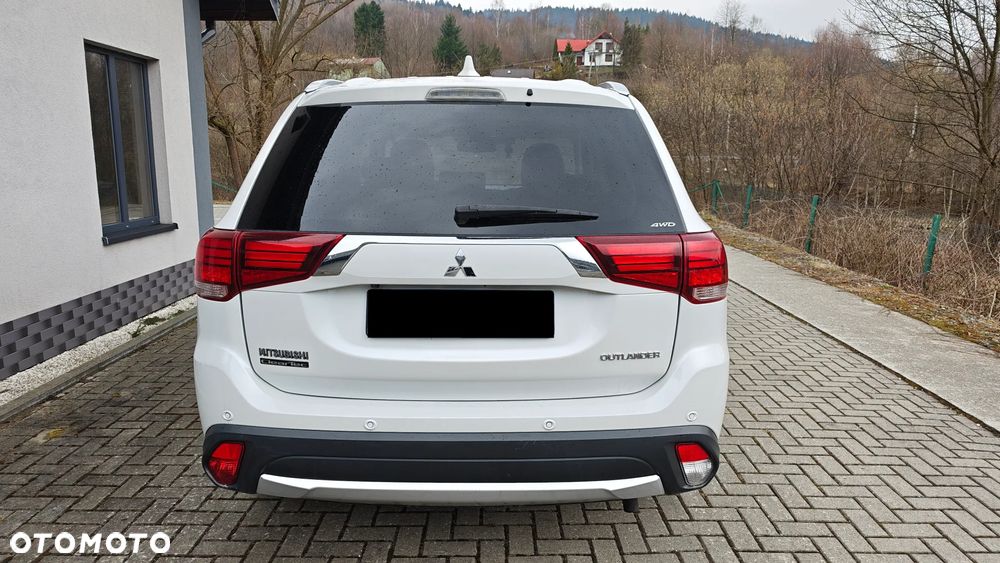 Mitsubishi Outlander 2.0 4WD CVT Diamant Edition+ - 6