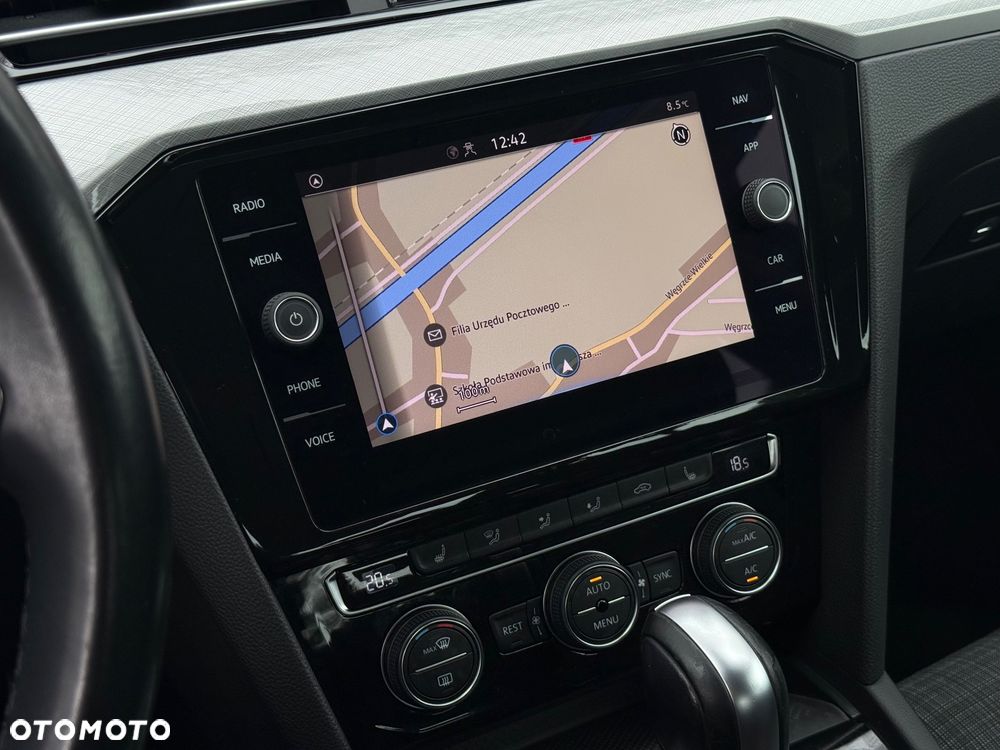 Volkswagen Passat 2.0 TDI EVO Business DSG - 7