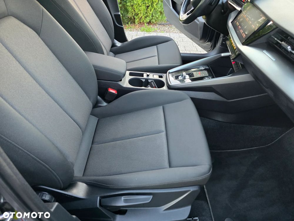 Audi A3 Sportback 30 TDI S tronic - 16