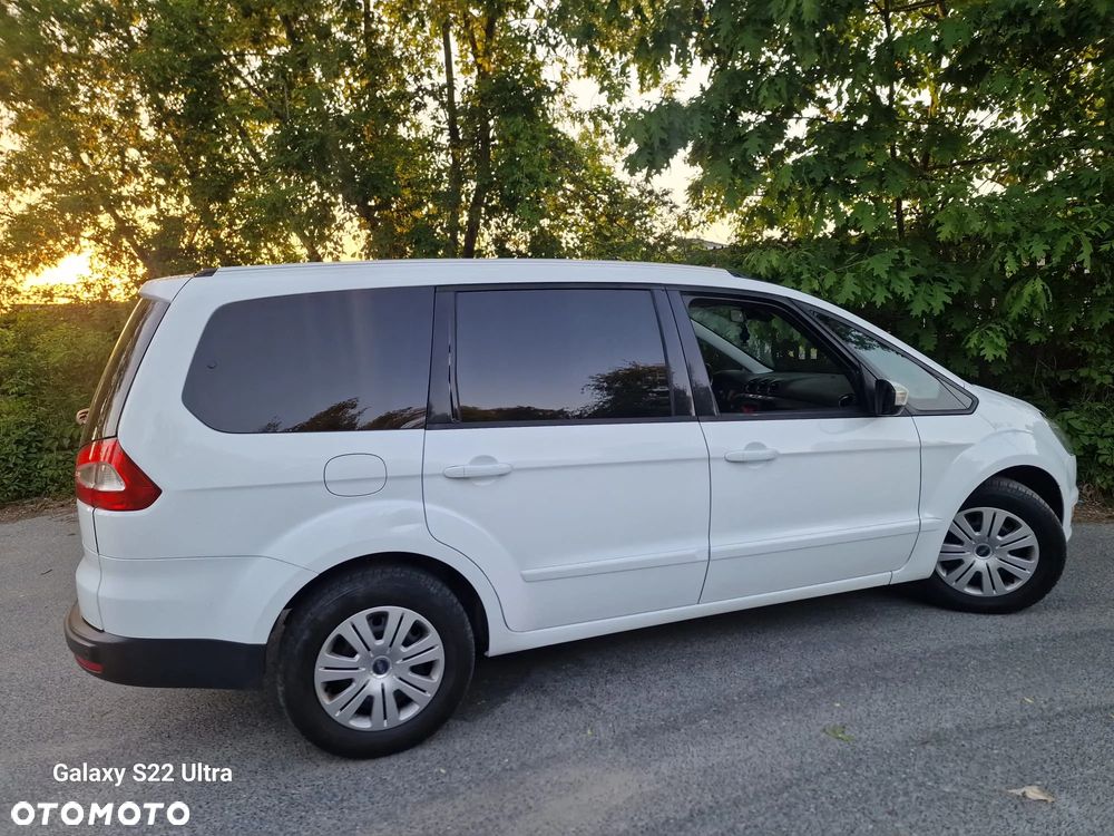 Ford Galaxy 2.0 TDCi DPF Titanium - 16