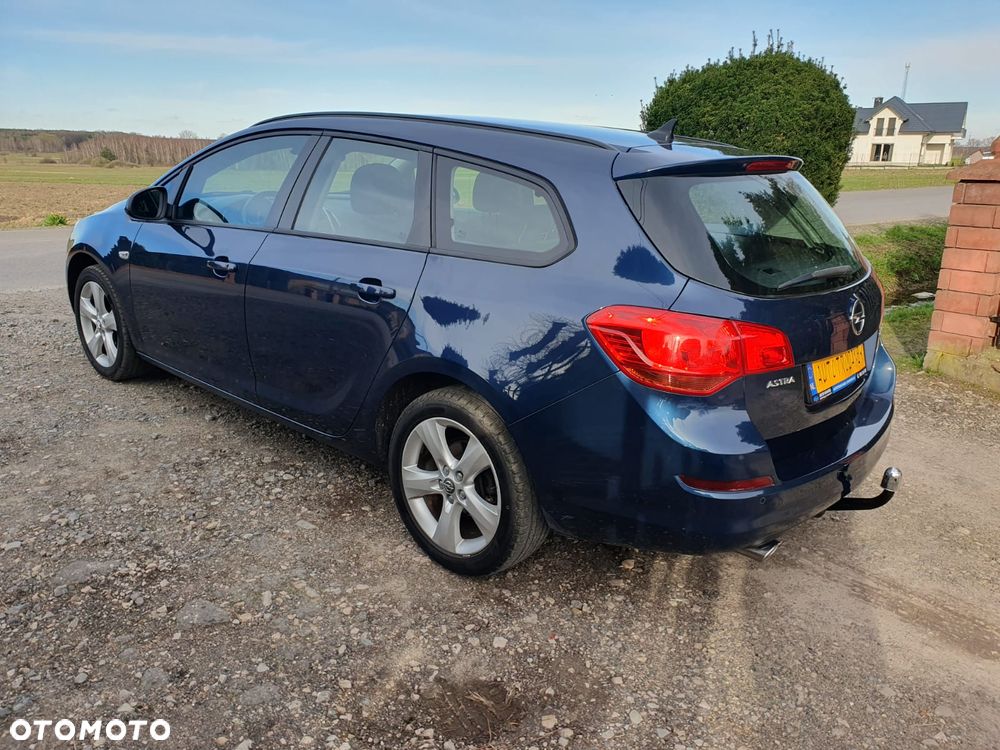 Opel Astra 1.4 Turbo Design Edition - 12