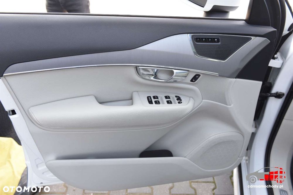 Volvo XC 90 - 15