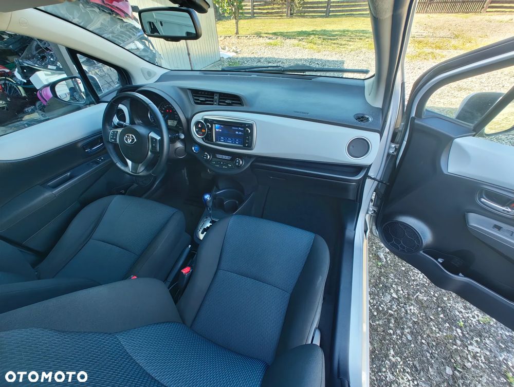 Toyota Yaris 1.5 VVT-i - 21