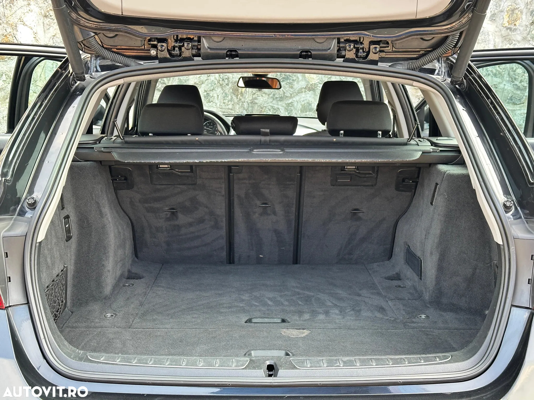 BMW Seria 3 320d Touring Aut. Efficient Dynamics Edition - 26