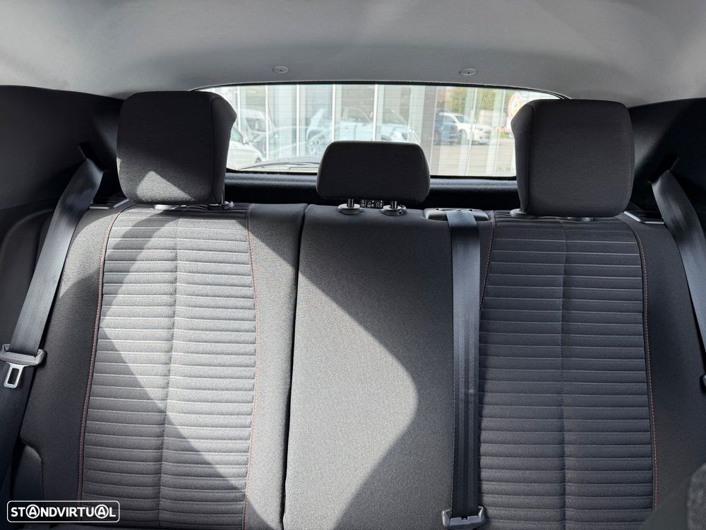 Peugeot 208 1.2 PureTech Active - 20