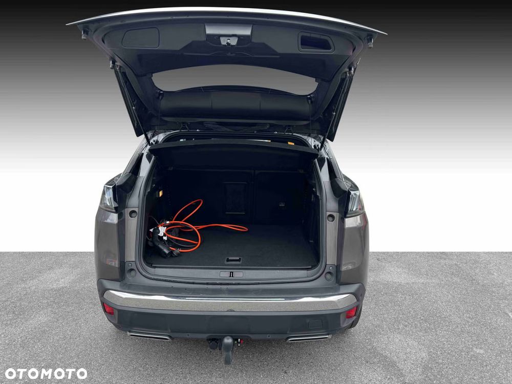 Peugeot 3008 1.6 PureTech HYbrid4 GT Line S&S EAT8 - 6