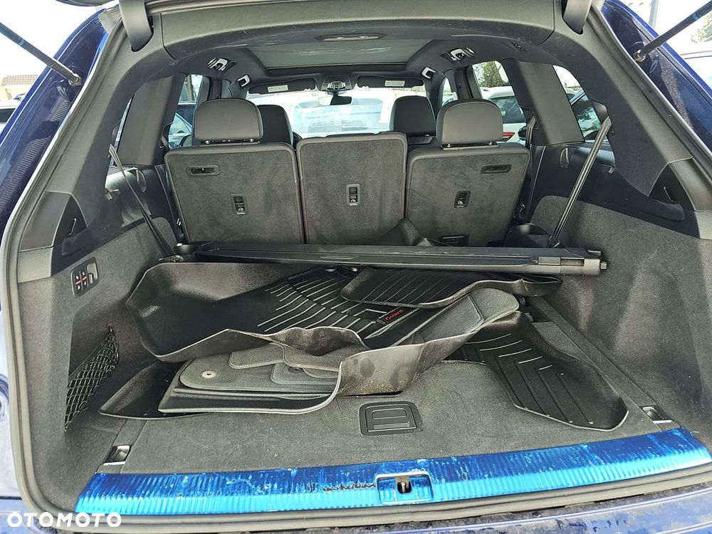 Audi Q7 - 13