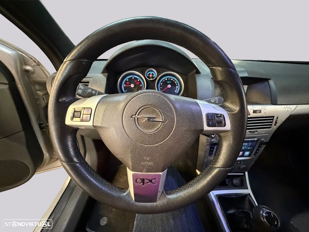 Opel Astra GTC 1.7 CDTI - 20
